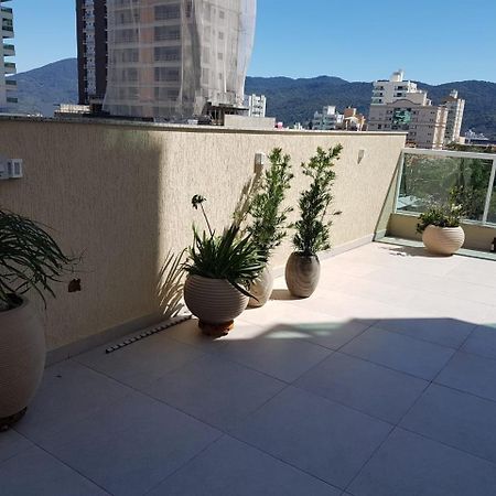 Cama E Cafe Em Itapema - Sc Hospedagem Em Apartamento Familiar Bed and Breakfast Εξωτερικό φωτογραφία